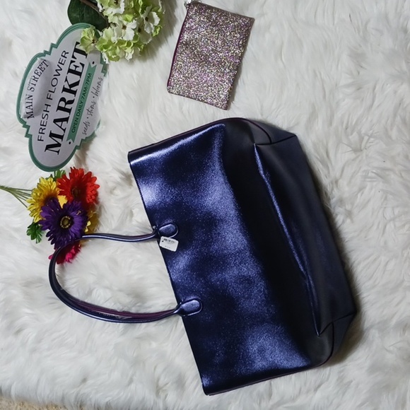 Bath & Body Works Handbags - NWT Bath & Body Works large blue tote,  with small glitter pouch that zips